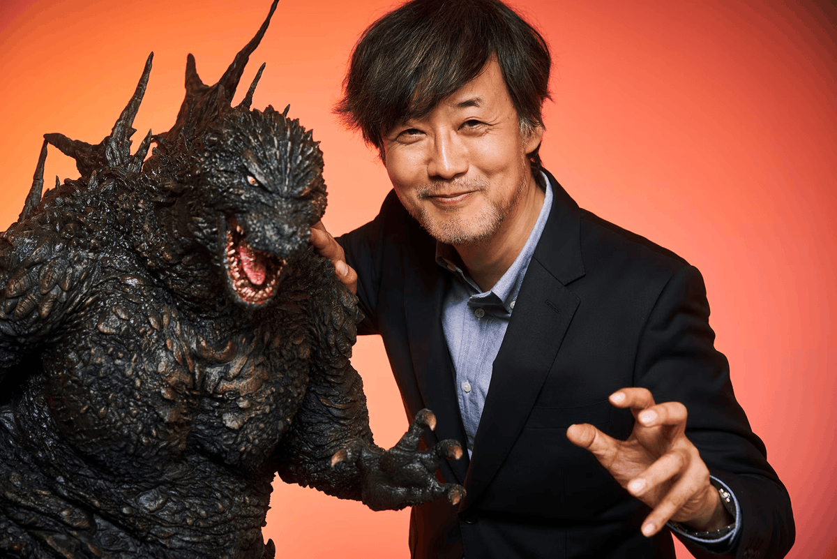 ComicBook's tweet photo. Takashi Yamazaki is reported to start filming his next movie this August, ‘Grandgear’.  

Yamazaki's Hollywood feature debut will follow a giant mech battling kaiju, produced by J.J. Abrams.  

'Grandgear' is set to face off against 'The Batman: Part II' on February 18, 2028

(Source: https://t.co/UZo1x8Ngo1)