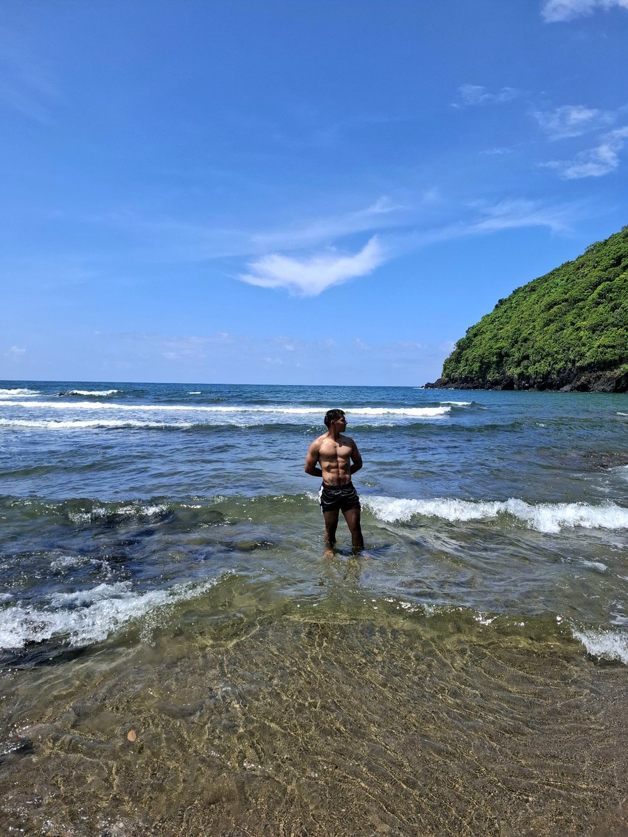 joseixtepan08's tweet photo. Si supieran cuanto amo estar en el mar ��🫶🏽
.
.
.
#gym #fitness #gymrat #workout #GymLife #aesthetic #abs #bellako #gymmotivation #muscleboy #gay #mexicanboy https://t.co/p2xVkoTkHV