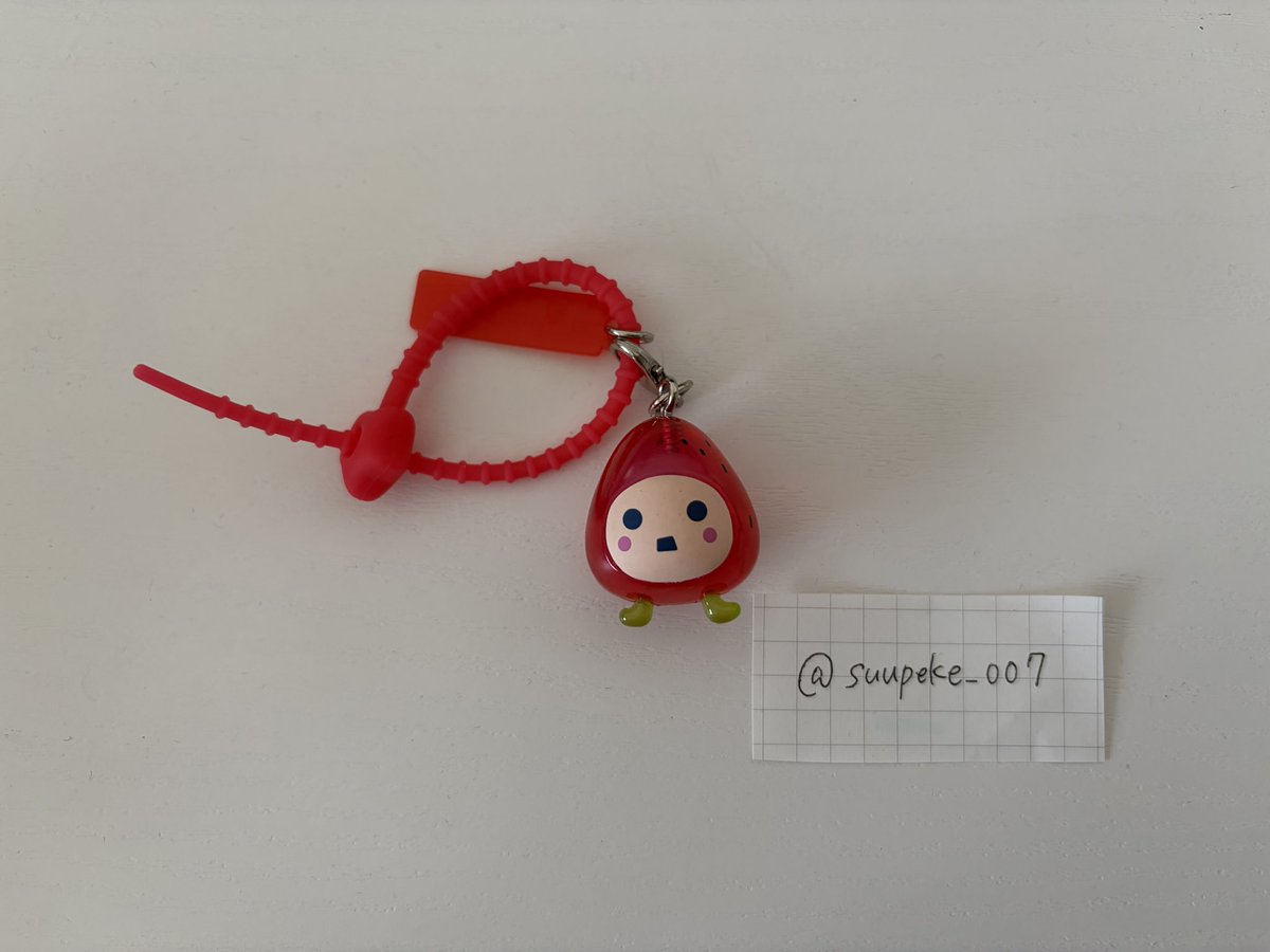 suupeke_007's tweet photo. 【めじるしアクセサリー交換】 たまごっち カラフルマルチチャーム アナザーカラーver.

譲） いちごっち
求） まめっち、めめっち、ふらわっち、くちぱっち

郵送希望です📮
気軽にお声掛けください！ https://t.co/lS07kjjJwJ