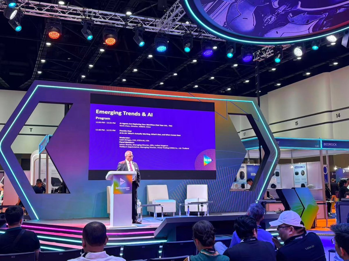 AISpeechGlobal's tweet photo. At InfoComm Asia 2026 in Bangkok, AISpeech MA600D Matrix Microphone is supporting voice reinforcement on the official Smart Tech Stage, helping keynote speakers be heard clearly without handheld mics, even on a busy show floor. 
#InfoCommAsia #VoiceAI https://t.co/7XBlnzfWeH