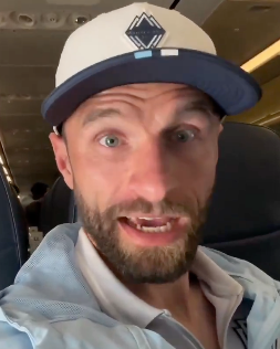 TouchlineX's tweet photo. 🚨🗣️ Thomas Müller: "I cannot BELIEVE and UNDERSTAND how England approached this game after their goal..." 

"I cannot understand how they invited Argentina to play one cross after the other in perfect crossing positions... I CANNOT UNDERSTAND!" https://t.co/v59UZqq3oB