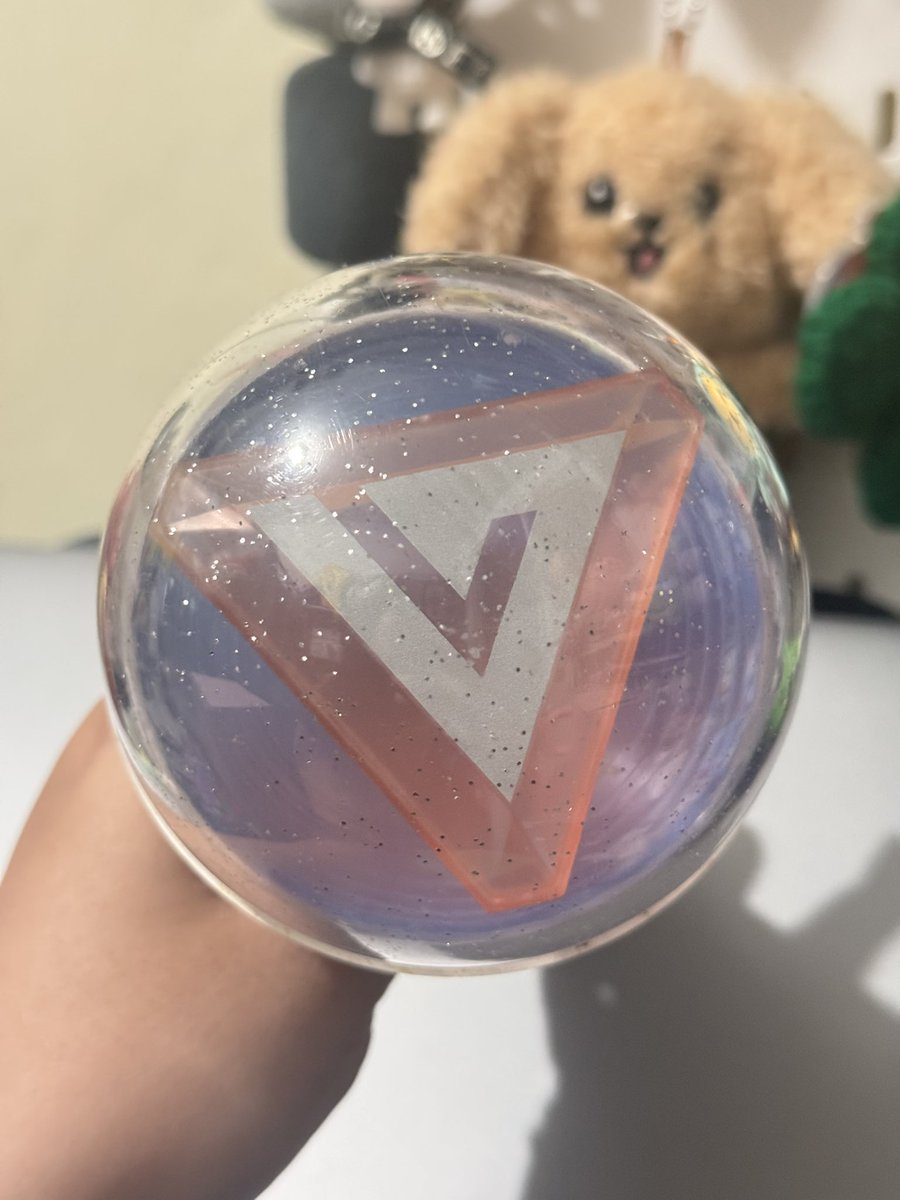 dabbyshinpark's tweet photo. wts lfb ph

Seventeen Lightsticks
• version 1 - ₱1100
• version 3 - ₱700

~ payo only
~ details per lighstick see below

📍san mateo, rizal
📦 sdd, j&amp;t, meetup: san mateo or marikina

svt scoups jeonghan joshua jun hoshi wonwoo woozi dk mingyu the8 seungkwan vernon dino https://t.co/8tMu82ZIIq