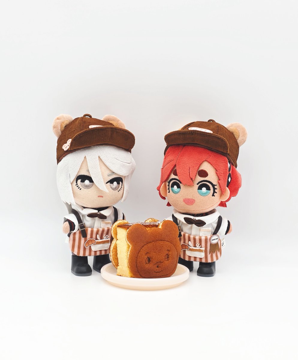 カステラちゃん スレミオちゃん、カステラ工場で買ってきた熊カステラだよ。