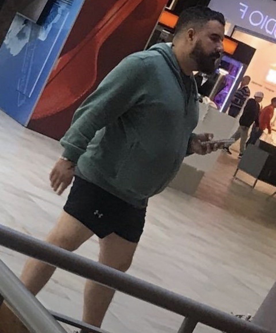 JuanCPacheko's tweet photo. @AlvaritoMorales Cuando dolor expiras, qué daño te hace cada partido el mejor jugador del mundo, cuál? El que NO te deja dormir, el que te generan diarrea y el que al final conforme va eslabonando su posición cada uno es un gran dolor para ti apátrida. Si tuvieras sentido común te callarías ya! https://t.co/caJlFRA4bZ