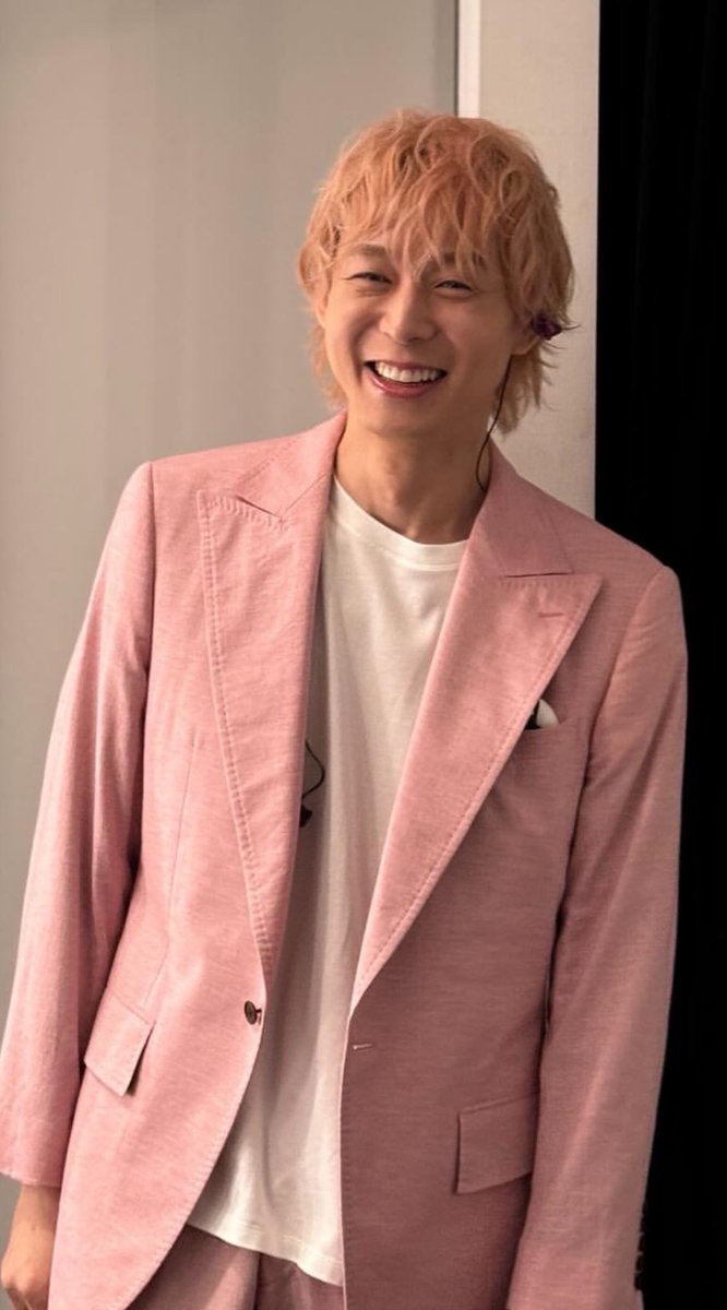 setoponsan6002's tweet photo. 目の前にいなくても
声が聞こえる距離にいなくても

ずーーっと
この笑顔の優しさに包まれてる気がするんだよね💙

#ユチョン https://t.co/Spz5i1uitP