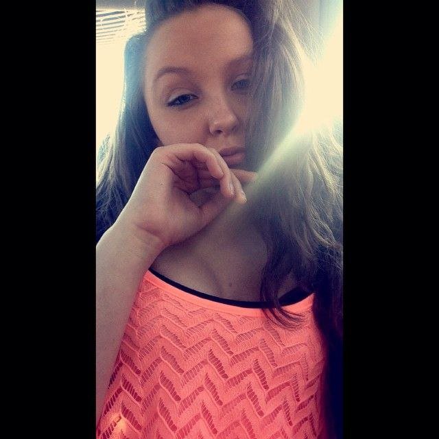 bigbuttbri's tweet photo. My DM is open to everyone and I answer all my dms!!!! https://t.co/WRK25do3Gt