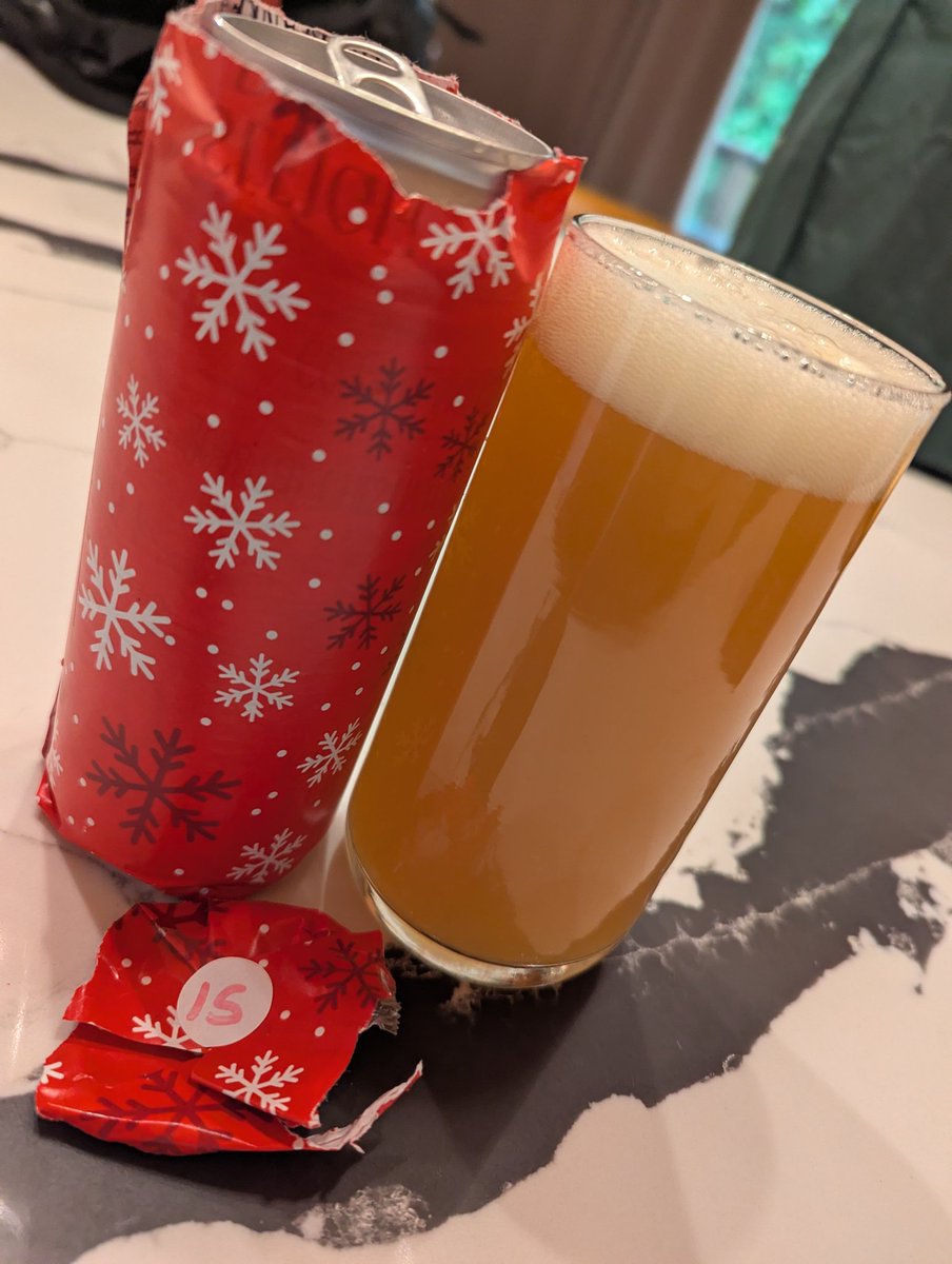 ASFreed's tweet photo. Last Christmas in July Beer Advant for a few days as I travel to PA for the weekend. This one tastes great as I unpack.
Thanks Kevin!
And Buster windsock from moe.downs past is back for 2026 moe.down!
#CraftBeer #CraftCans #VacationBeer https://t.co/r2zPeOcclw