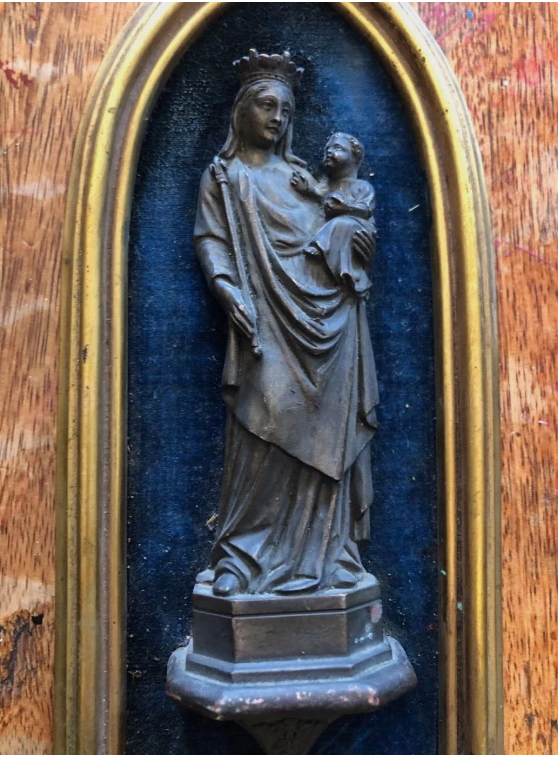 BrendanTHamtil's tweet photo. Antique Vintage French Our Lady Queen of Wisdom Bronze Holy Water Font for sale! It is 14x3.5! Asking for $549! Contact us at 913-710-0025!

#kc #parish #america #forsale #catolica #christ #kansascity #church #ks #saints #holyweek #missouri #catholicfamily #kcmo #catholic #Mary https://t.co/jnCoqJB3V3