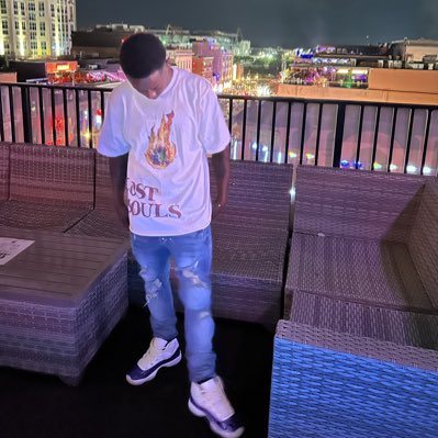 DonQweezy's tweet photo. #NewProfilePic https://t.co/wlFpuTtjTX