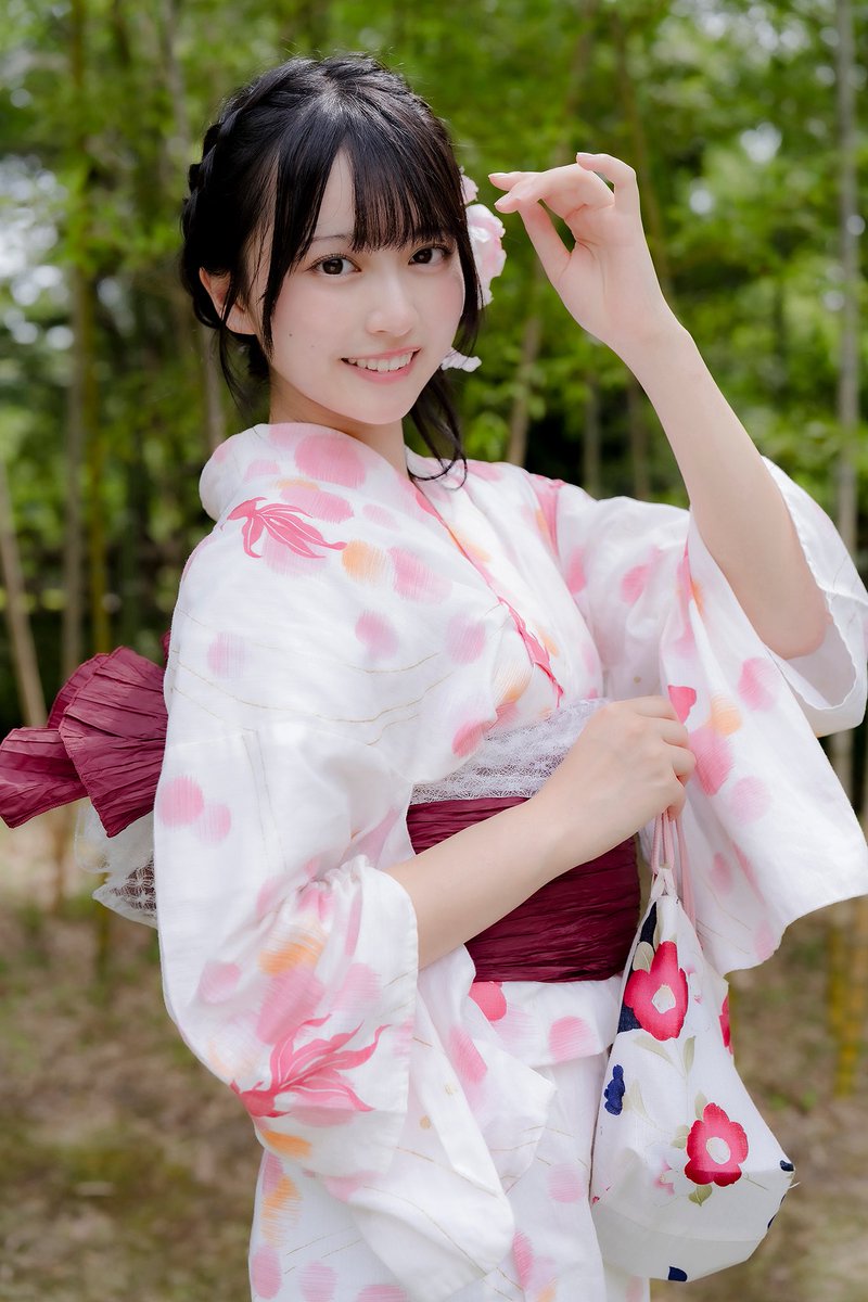 GrandeArmee123's tweet photo. 一緒に花火行こ？♡ https://t.co/0NFlWYudX9