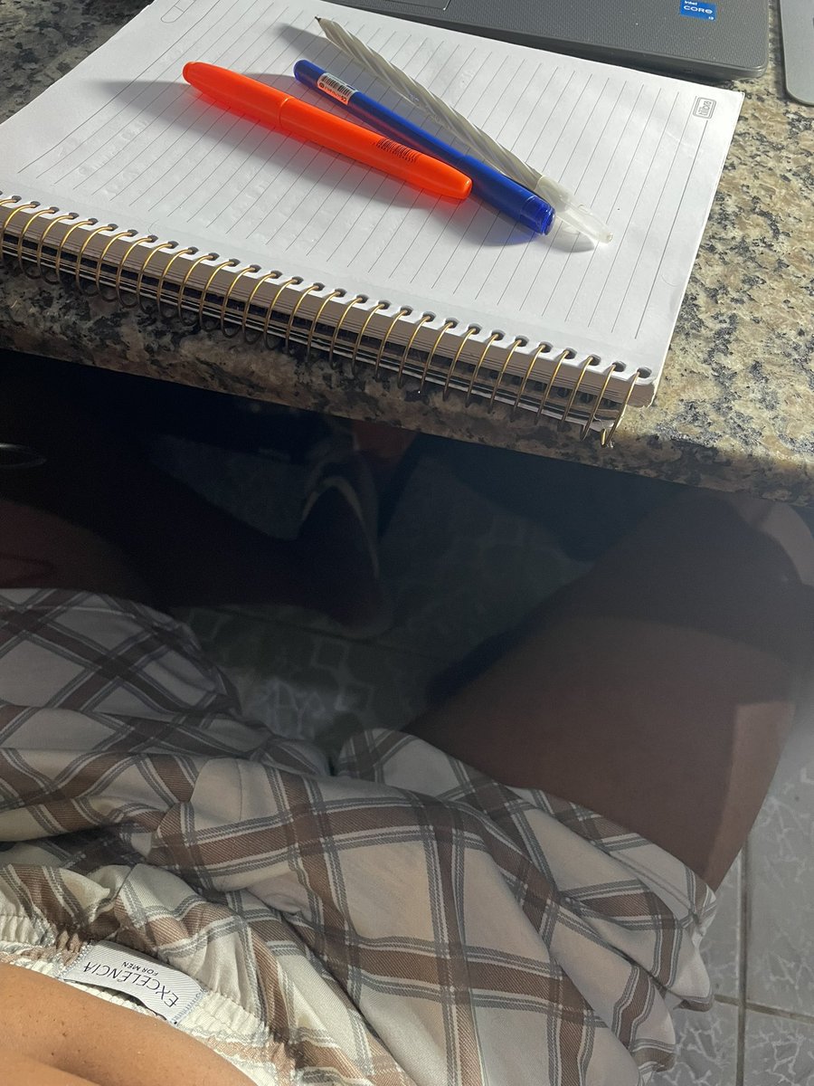 olharcalmo_'s tweet photo. Bora estudar???📚 🗒️💻 https://t.co/MRXMj3dbQt