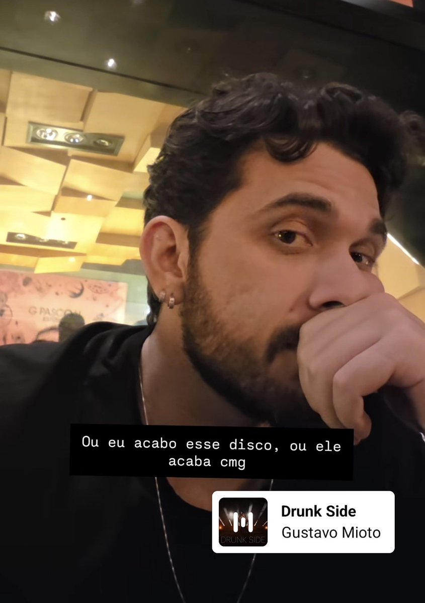 keyti_acgm's tweet photo. O tanto que ele tá dedicado nesse disco num tá escrito… tenho certeza que vem muuuito aí! Num vejo a hora! 😍✨ https://t.co/Z2Thl9gBPV
