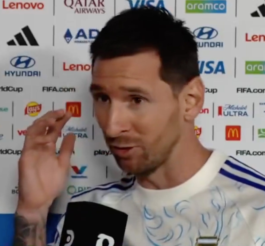 BarcaUniversal's tweet photo. ❗️Leo Messi: "To the Argentinians I say the same as in Qatar: enjoy it, this team NEVER lets you down." https://t.co/jLtqHPIy7g