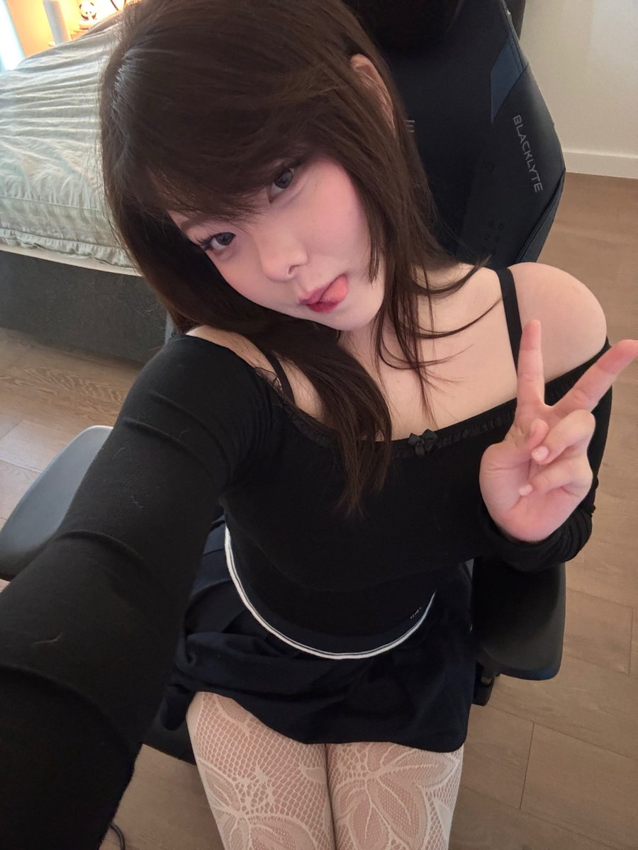 Mayumi tweet media