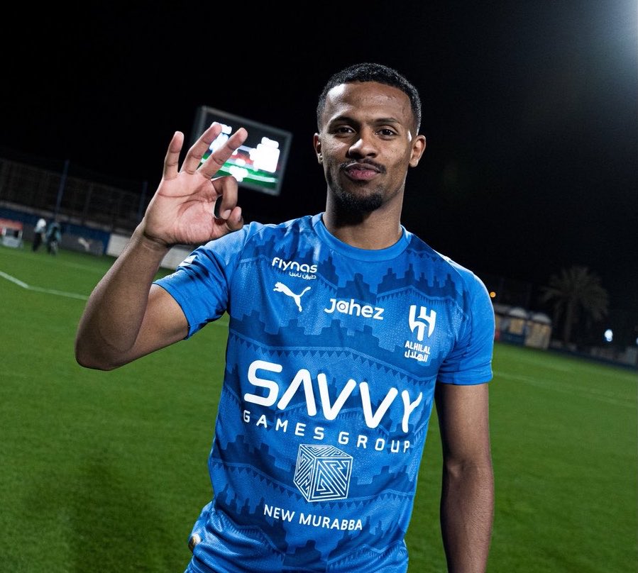 bwwd78hilal's tweet photo. ُادارة الهلال ناقشت اعتماد تركي الغميل كأول خيار محلي بديل في مركز رأس الحربة، في خطوة تعكس الثقة بإمكاناته. كل التوفيق له، وإن شاء الله يثبت نفسه بقميص الزعيم https://t.co/OQfBFi8D6m