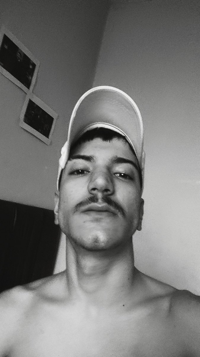 kaanzenginx's tweet photo. @batmanliasensio @zobozlayi senin sikemediğin düşüremediğin kızları elimden geçirirken anan da bi tur sikildi iyi oldu attığın fotoğrafımı dur bekle bi tur da ben atayım da yakışıklı gör amına kodumun köylü orospu evladı sen şehir hayatı ya��amayı bilmeyen doğulu bi orospu çocuğusun ırzını sikeyim https://t.co/oFw5NvIQpI
