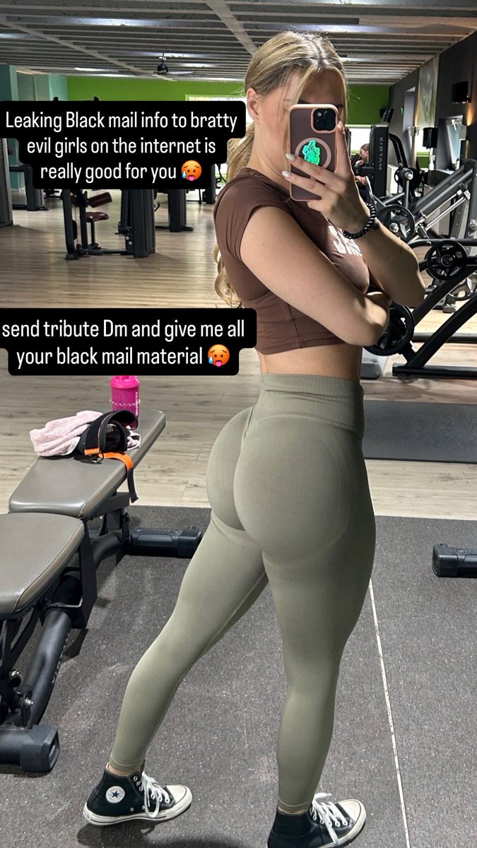 BM_Zoeee's tweet photo. Goddess is back 😈

Be sure to RT and follow and I choose 2 lucky winners to be rewarded 🦶🏼 in DMs 🦶🏼 https://t.co/BRdrR5cgIf