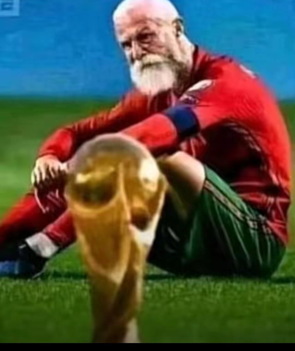_sappy_69's tweet photo. IT'S TIME TO REVENGE!! 
WHO RONALDO? 
WHERE RONALDO? 
WHERE HE FANS? https://t.co/AFqJ6A1z6r