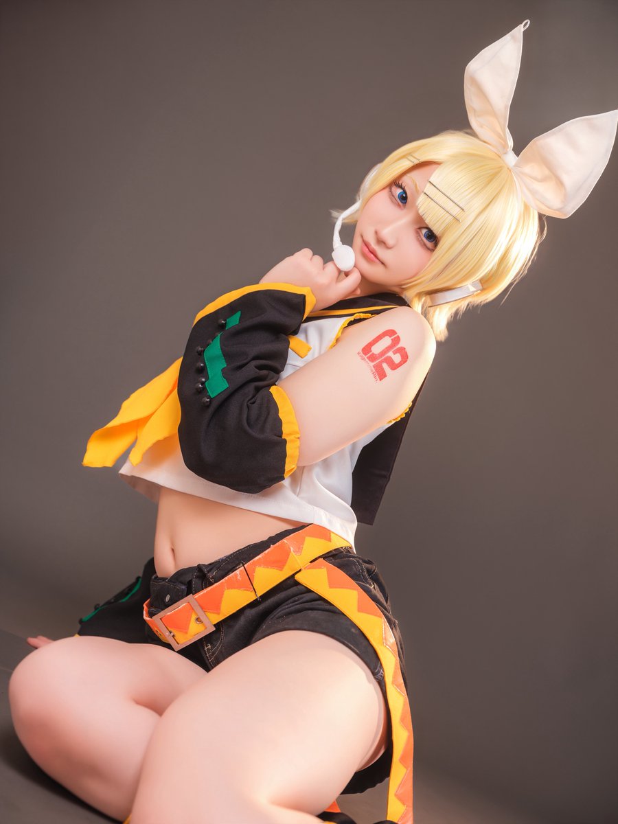 nme_w_mdni's tweet photo. Cos
鏡音リン https://t.co/KHhhOjJYdc