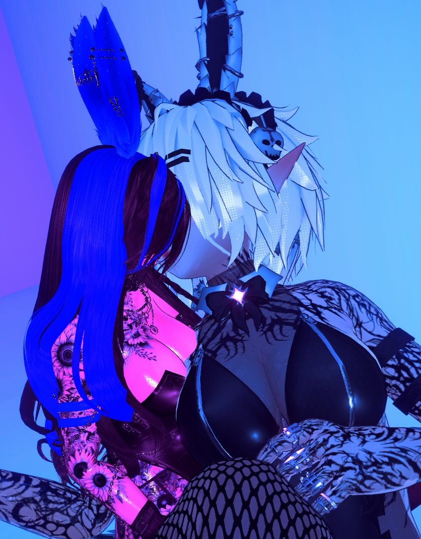 blue_eyesvr's tweet photo. I feel alive inside your echo
#virtualreality #NSFW #erp #longdistancelove #bunnygirl #hisbunny #blueribbonbunny https://t.co/HfZFCYki9R