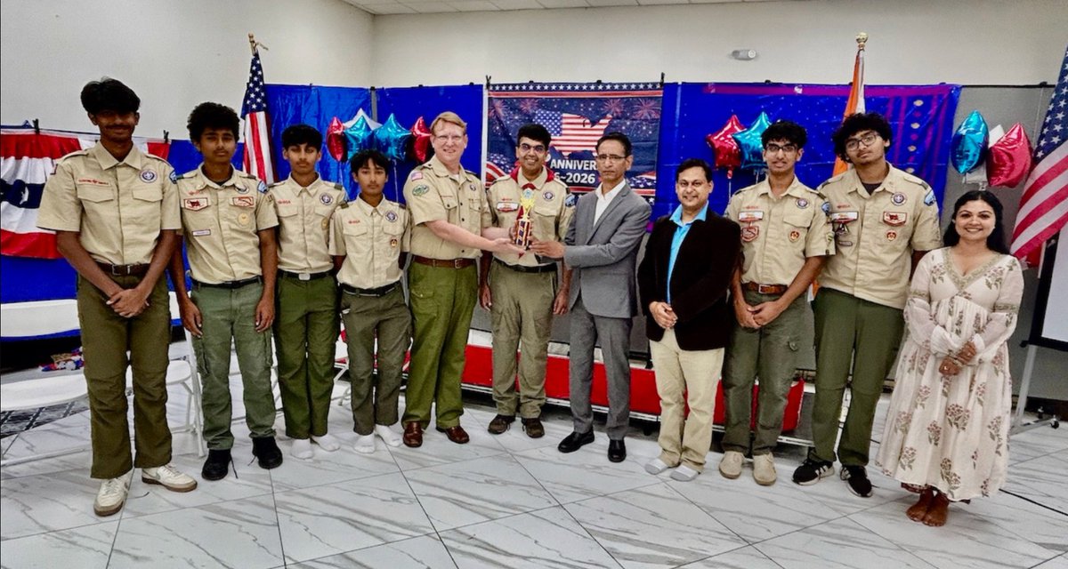 CGILosAngeles's tweet photo. Consul Kulwant Singh joined community partner organizations at Radha Krishna Mandir, Norwalk, to mark US Independence Day. The celebration brought together community leaders and members for #cultural activities and interactions, highlighting strong people-to-people ties between India and the US.

@MEAIndia @IndianEmbassyUS @IndianDiplomacy @drkjsrini @CityofNorwalkCA @airnewsalerts @DDNewslive 

#IndiaInLA #IndiaUS #IndiaInUSA #USIndependenceDay #IndiaUSRelations #CommunityEngagement #PeopleToPeopleTies #IndianDiaspora #Norwalk