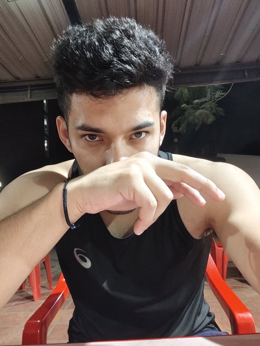 Alex99villa's tweet photo. 🍔🍔🥵😋 https://t.co/2KPgUJkvZC
