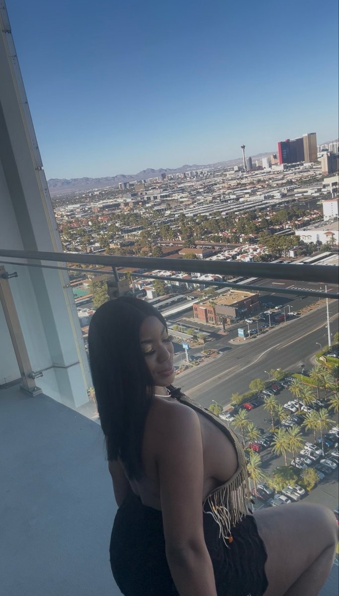 RahRah_DntKare's tweet photo. Hey daddy let’s play together sub my OF now and get this limited time deal 
#paypig #onlyfans #onlyfanscreator #contentcreator #nude #ebony #ebonypyt 

https://t.co/tNt2syzgux https://t.co/kYSTI0E5a5