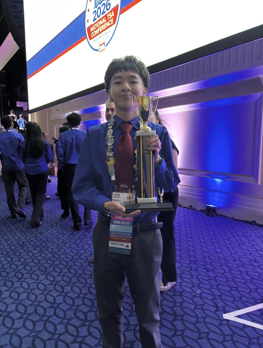 ELPASO_ISD's tweet photo. Throughout the summer, El Paso ISD students took their talents beyond the classroom and onto the national stage, participating in prestigious competitions and leadership programs in Washington, D.C., and Richmond, Virginia. 🏆🌟

Learn more ➡️ https://t.co/rFPqlVp9uC https://t.co/WzWVH6GC2K