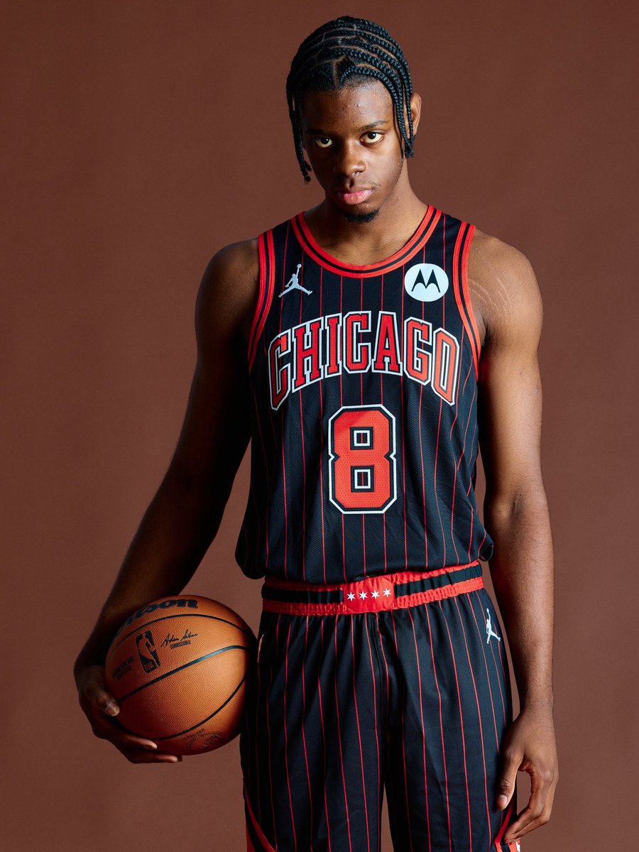 chicagobulls's tweet photo. First time in the Statement edition threads 🔴⚫️ https://t.co/mqIG2zscOb