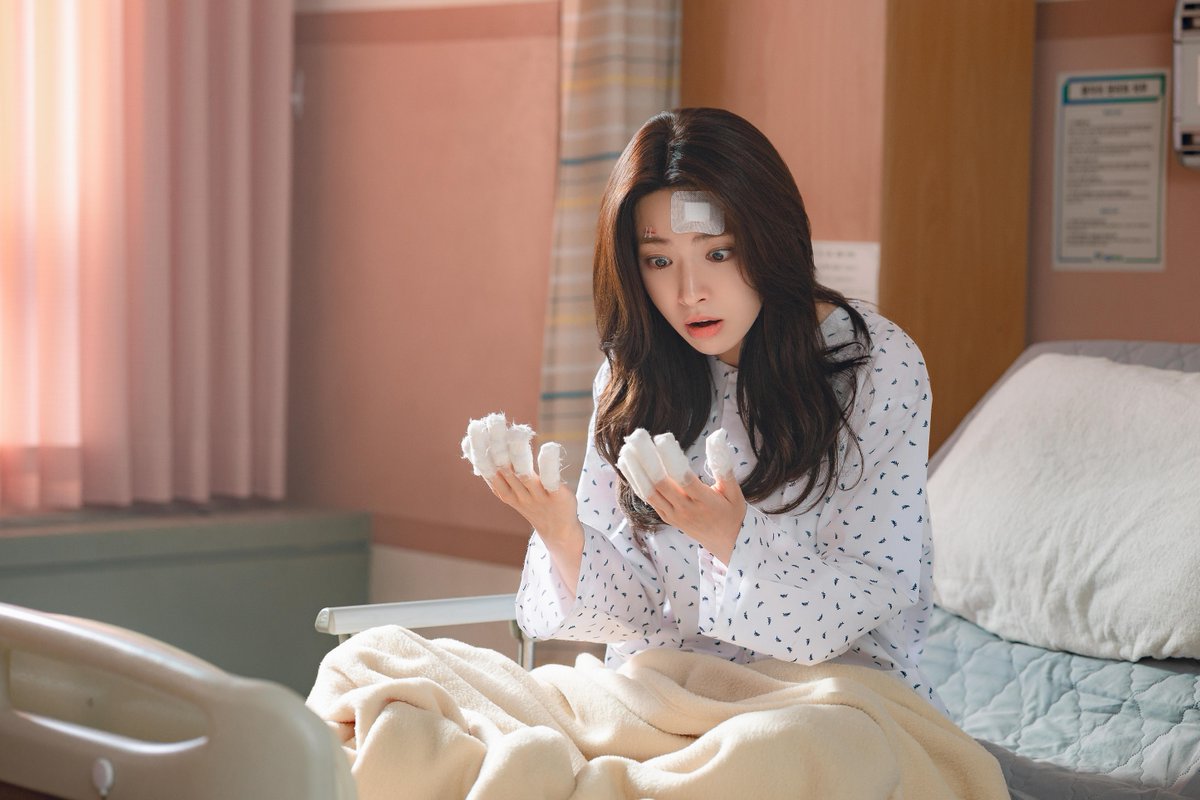 Netflix_PH's tweet photo. Some sticky situations are worth getting caught up in when they're equally as sweet 🍬 Our Sticky Love arrives on August 7! 

#OurStickyLove #JungHaein #정해인 #HaYoung #하영 https://t.co/dGD07rqIcx