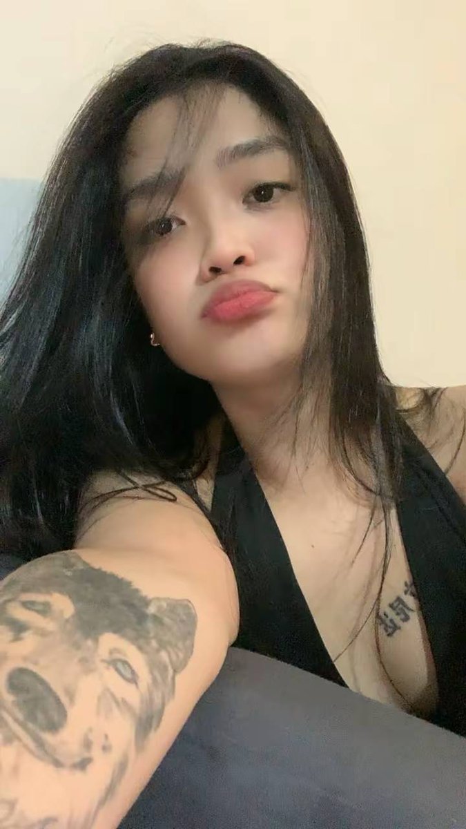 Kmtrnd's tweet photo. ❤️‍🔥🇵🇭

#fypシ #exclusivecontents #camgirl #onlyfans #fansly #OF #sexygirls  #girlsbigbooty #GFE #girlescort  #pinay #filipina #hotfilipina #camgirlِ #Egirl #bigbooty #bigbutt #striptease #lingeries https://t.co/KRFH0T8pv3