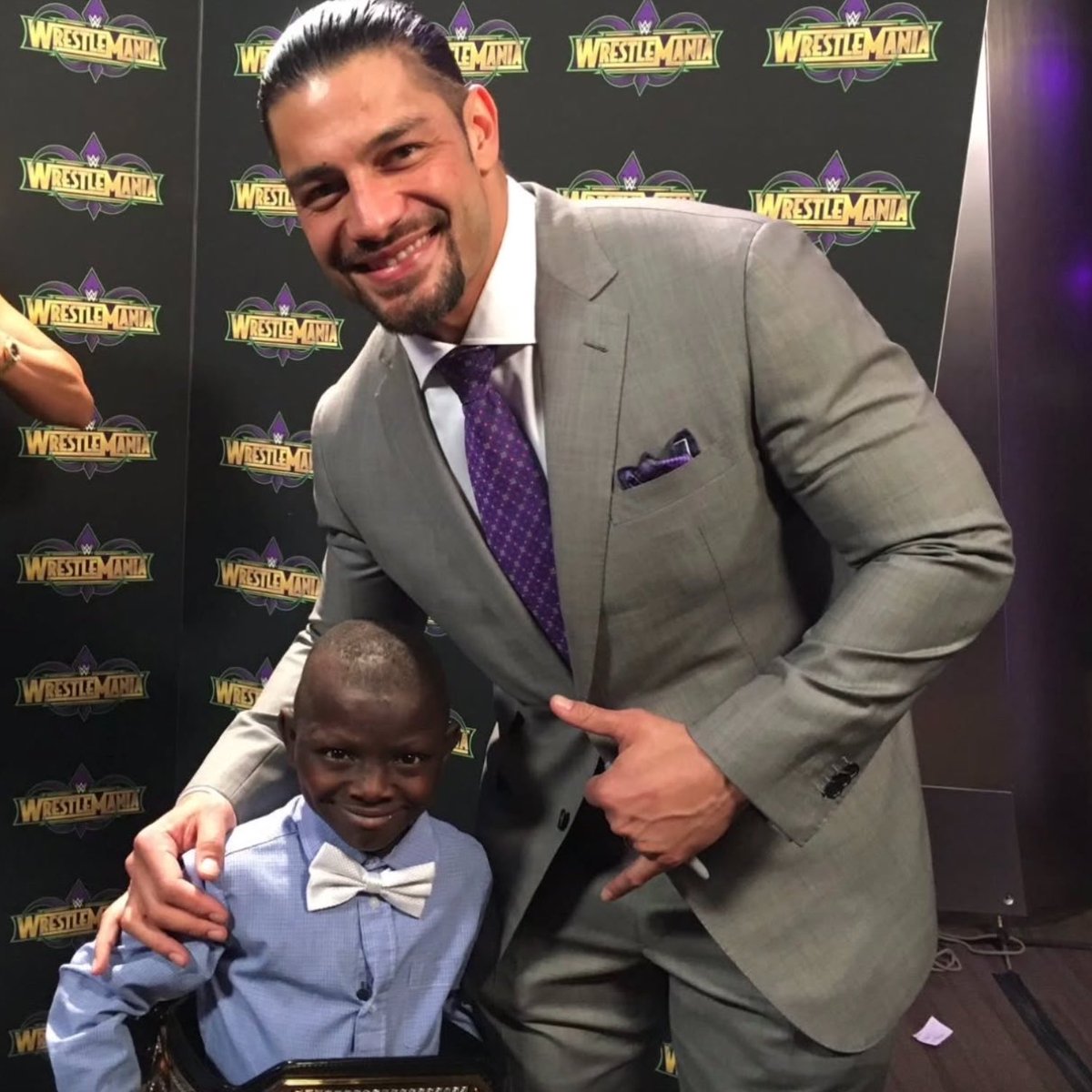 Jarrius's tweet photo. 10-year friendship 👆🏾 https://t.co/KS69EN8KRd