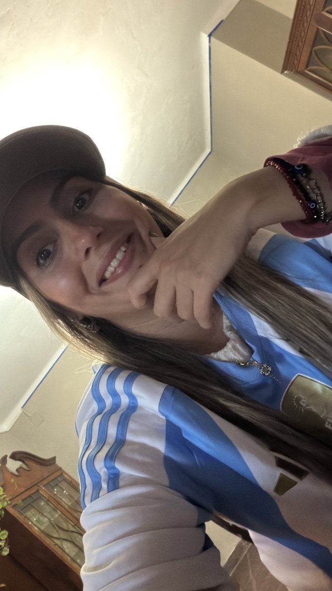 JulietaMatas's tweet photo. Para la final transferimos a la misma cuenta ? 😉 https://t.co/VpXkx2nt0b