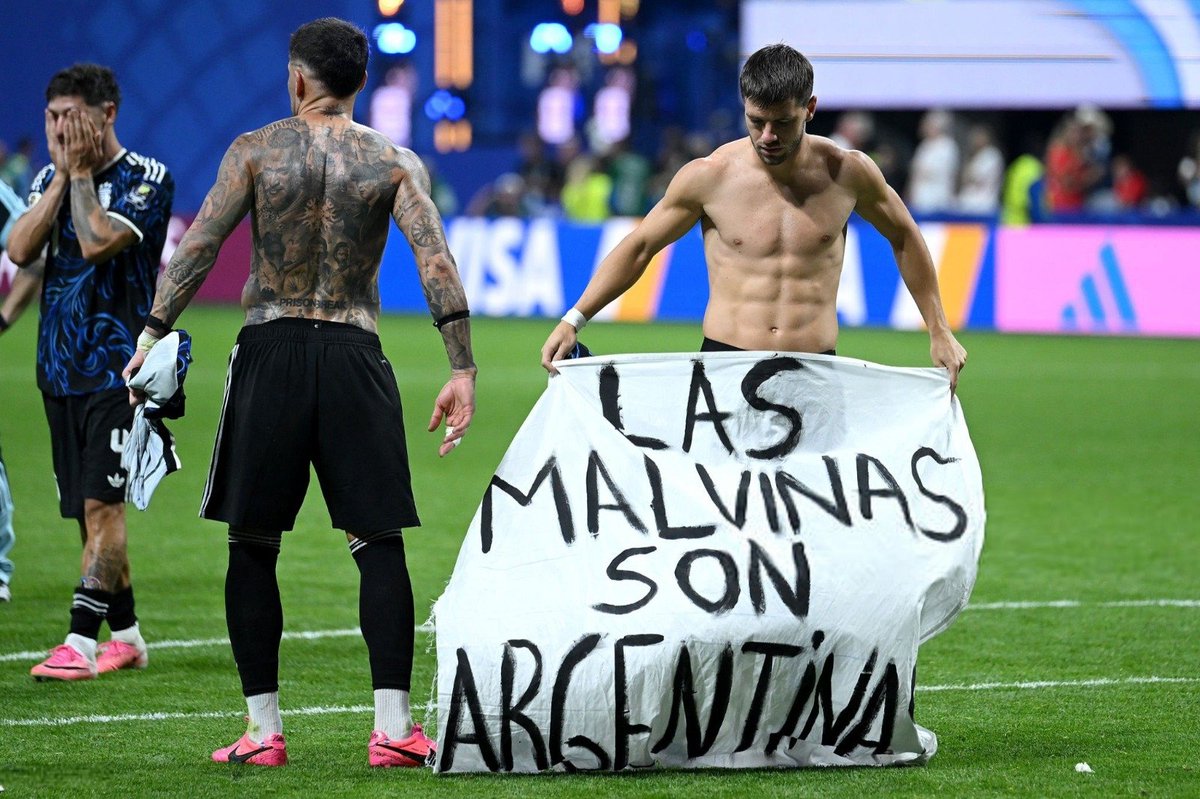 zapatalore's tweet photo. #Argentina No era un partido más.... https://t.co/vnkQHg8wgc