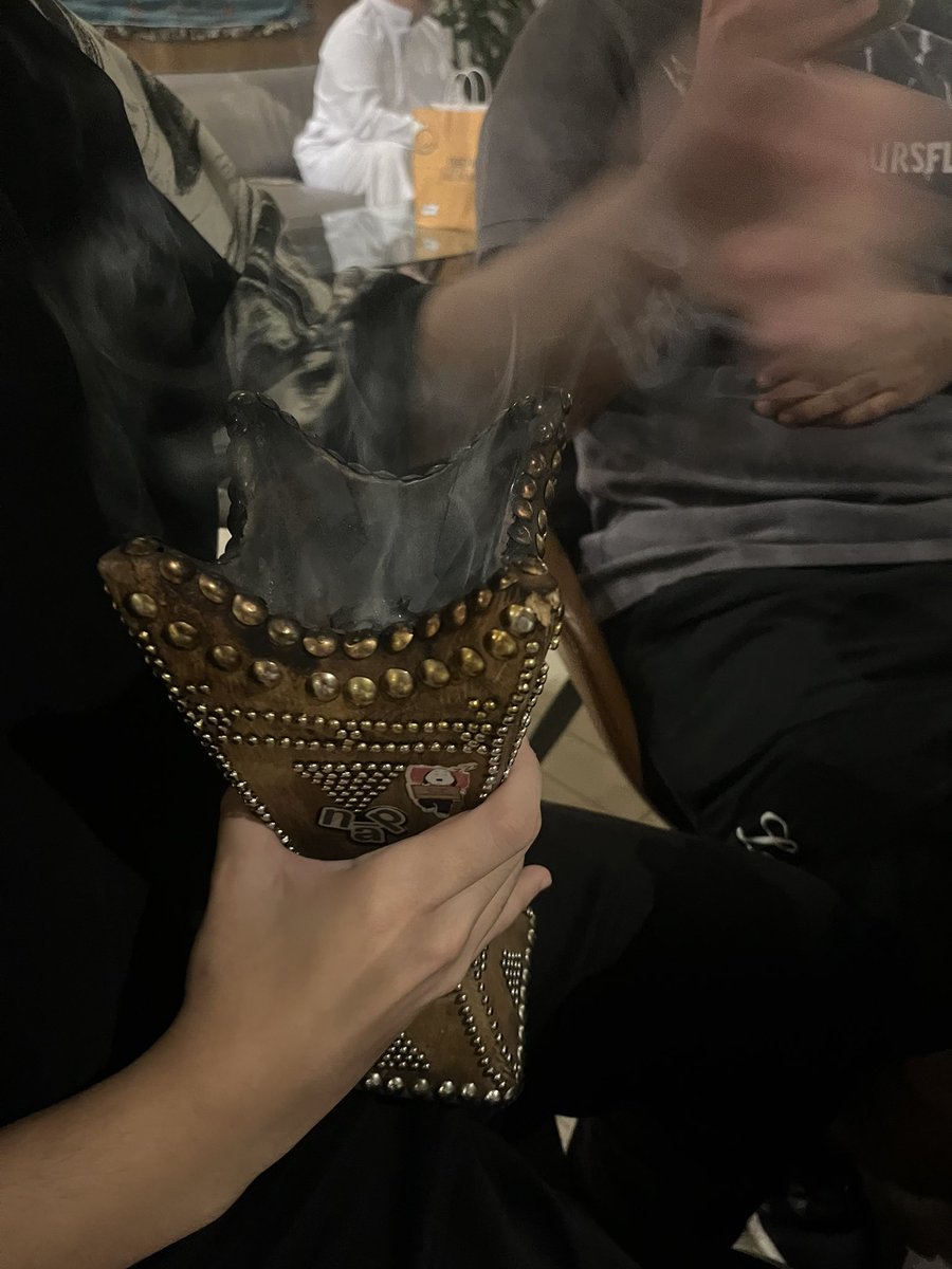 llomuq's tweet photo. ليـلة خميس🩶 https://t.co/ztp0RceL4e