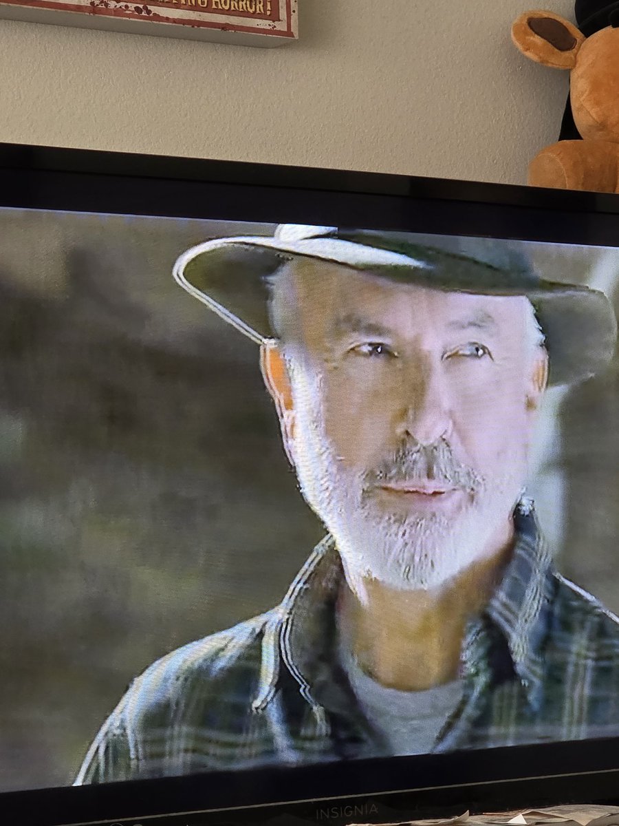 AProductions09's tweet photo. Getting emotional watching his final Jurassic film 🥺 https://t.co/sMvwJOn4Q2