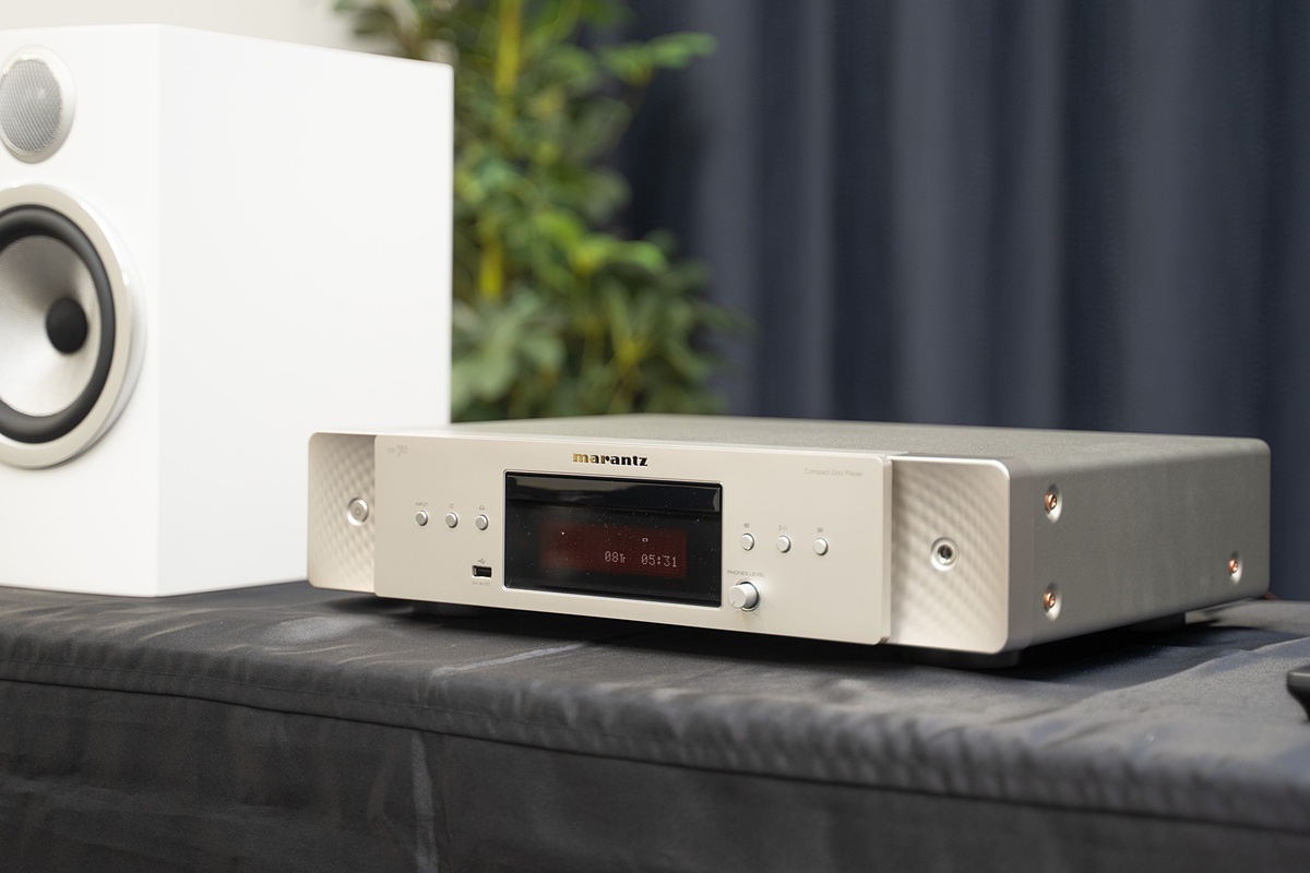 avwatch's tweet photo. マランツ、10万円前半のピュアオーディオ。HDMI、BT、フォノイコ内蔵アンプ「MODEL 70」。CD専用「CD 70」 https://t.co/AHl1qpdDFR https://t.co/DdpPO1YDP8