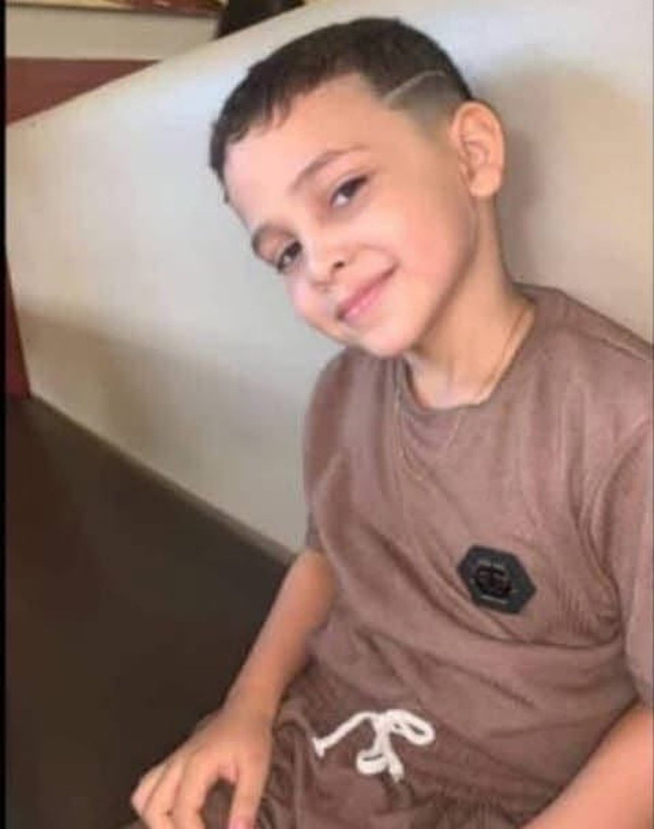 cheo070777's tweet photo. 🚨 ¡DIFUNDIR URGENTE! 🚨

Se busca información sobre Dylan Gutiérrez León.

Dylan vivía en el sector Las Tunitas, parroquia Catia La Mar. La última vez que fue visto con vida fue el 24 de junio, cuando fue rescatado de los escombros del edificio Oppe 26, en Tanaguarena, donde residía junto a su madre, quien lamentablemente falleció.

🙏 Si alguien tiene información sobre su paradero o sabe en qué centro de salud o institución se encuentra, por favor comuníquese de inmediato con sus familiares o con las autoridades competentes.

Compartir esta publicación puede ayudar a encontrarlo.