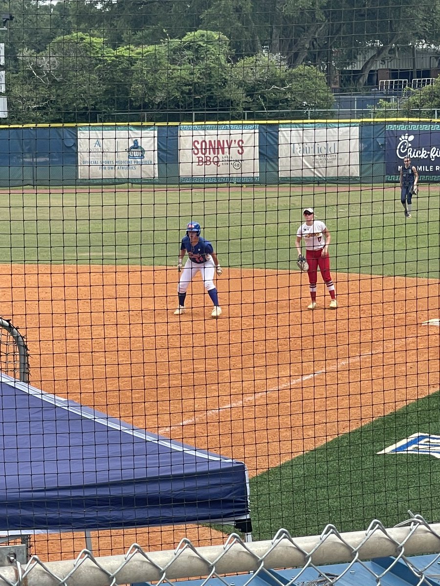 addyhabedank's tweet photo. Had an awesome time at the @UWFSoftball camp last week, I learned a lot and enjoyed the camp and campus!! I hope to go back soon. https://t.co/SfzzzhJwQF