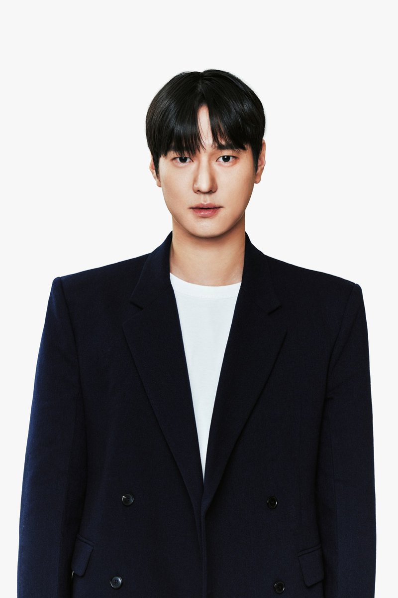 kbsworld_enter's tweet photo. 고경표,
식물성 음료 모델 발탁! ‘건강한 매력’으로 광고계까지 접수!
‘보검 매직컬2’ 합류→광고 모델…예능부터 광고까지 섭렵! ‘대세 배우’의 쉼 없는 열일 행보!
폭넓은 호감도 앞세워 광고계 러브콜ing! ‘올라운더 배우’의 남다른 존재감!

[사진제공: 씨엘엔컴퍼니]

#고경표 #KoKyungpyo https://t.co/lR5u8mSGPp