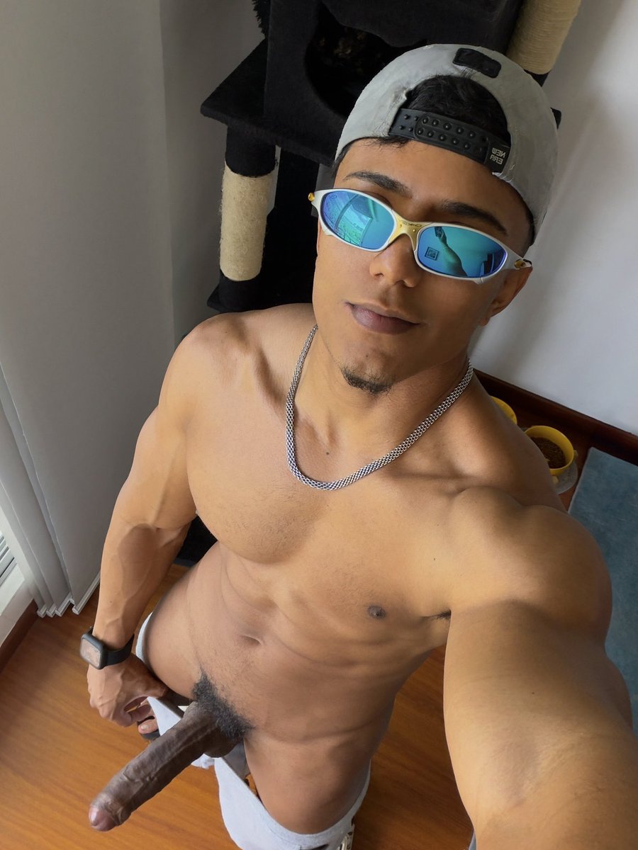 OfcPqd's tweet photo. Negaria um moreno desse na sua cama 🤠🥵 https://t.co/H88Xd2tw1j