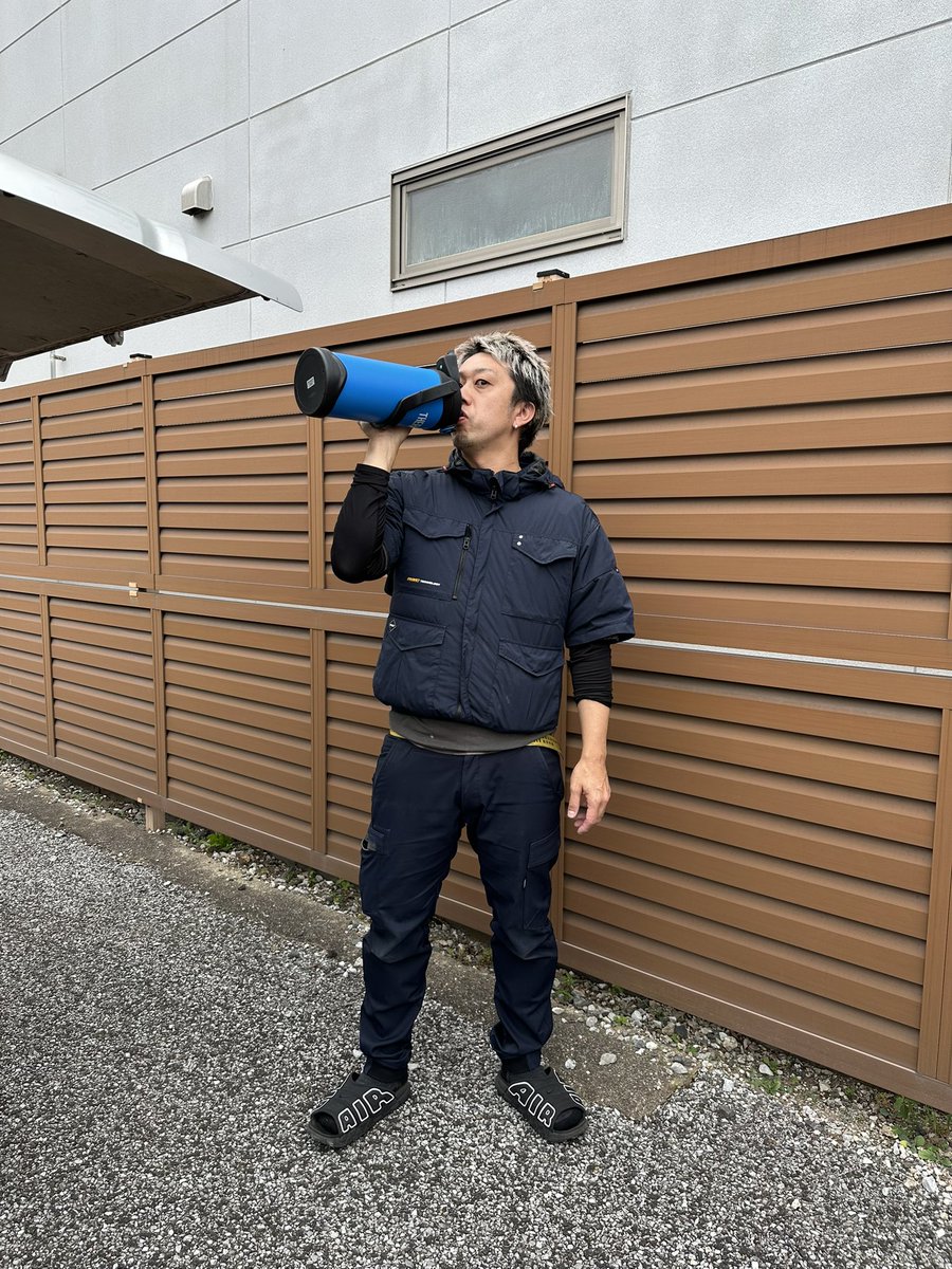 作業前の水分補給は大切！！！ん