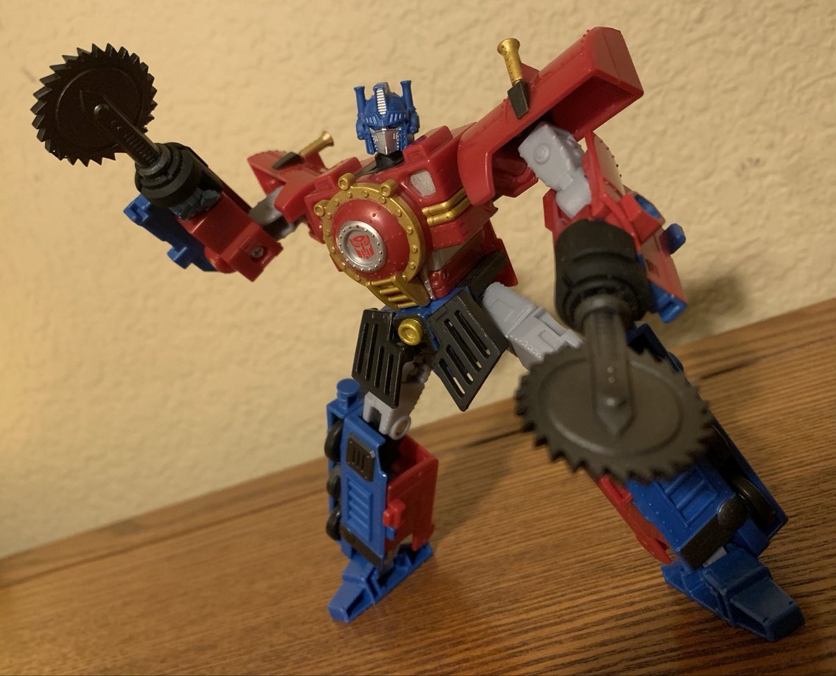 OptimalRodimal's tweet photo. MUCH better.

Little upgrade kit by 115 workshop, and it’s pretty neat! Fun references and playability with this set. https://t.co/24mZQfg88R