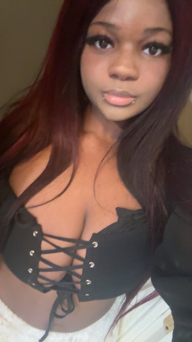 undeadlycat's tweet photo. one of my fav tops:3

#ootd #meow #princess https://t.co/BopBVWo78z