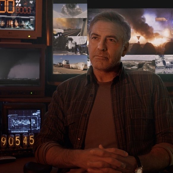 NickHintonn's tweet photo. Tomorrowland was predictive programming. It was about a technocracy built by Tesla and other time travelers who changed the timeline and averted the apocalypse. Sound familiar? https://t.co/4sI3ZBnGNX