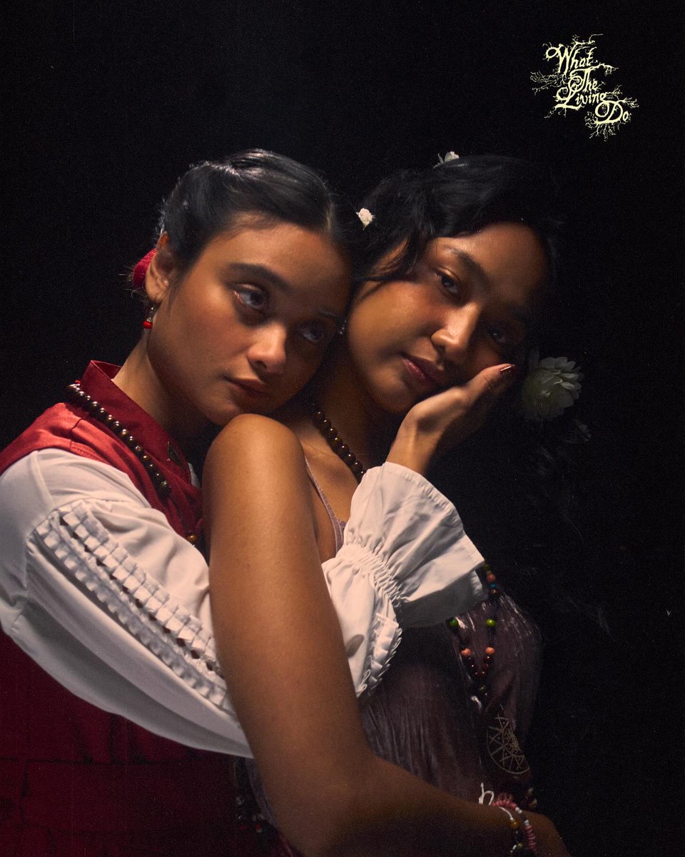 girlsloveinfo's tweet photo. #WhatTheLivingDo is bringing sapphic romance and body horror together in one unforgettable story.

The Filipino short film follows a woman who resurrects her late girlfriend, only to discover that love can't stop death.

🔗 Know more at https://t.co/COJcpkXckX

#GirlsLove https://t.co/X9Cv7iHf17