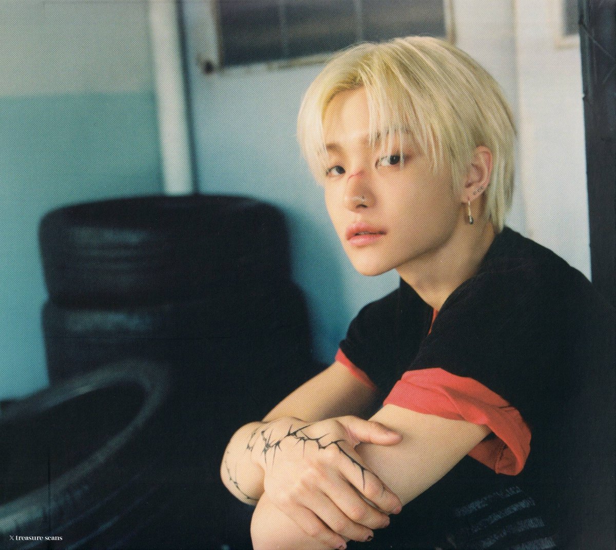 archiveoftrsr's tweet photo. [SCAN] NEW WAV

JIHOON RAW VER. (COVER)

#JIHOON #지훈 #ジフン
#TREASURE #트레저 ＃トレジャー https://t.co/qr1pqHcZxv