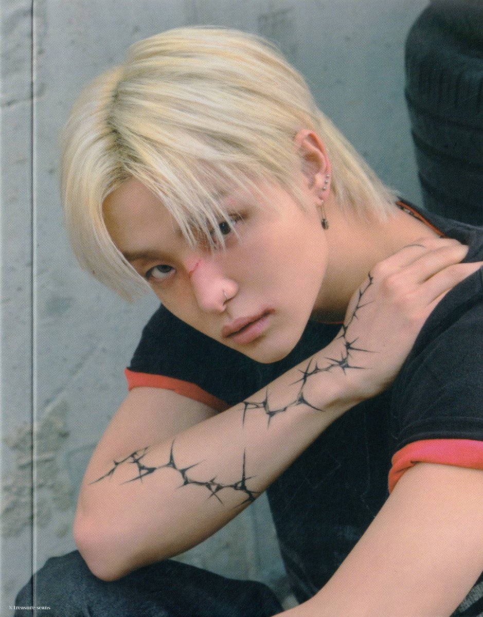archiveoftrsr's tweet photo. [SCAN] NEW WAV

JIHOON RAW VER. (COVER)

#JIHOON #지훈 #ジフン
#TREASURE #트레저 ＃トレジャー https://t.co/qr1pqHcZxv