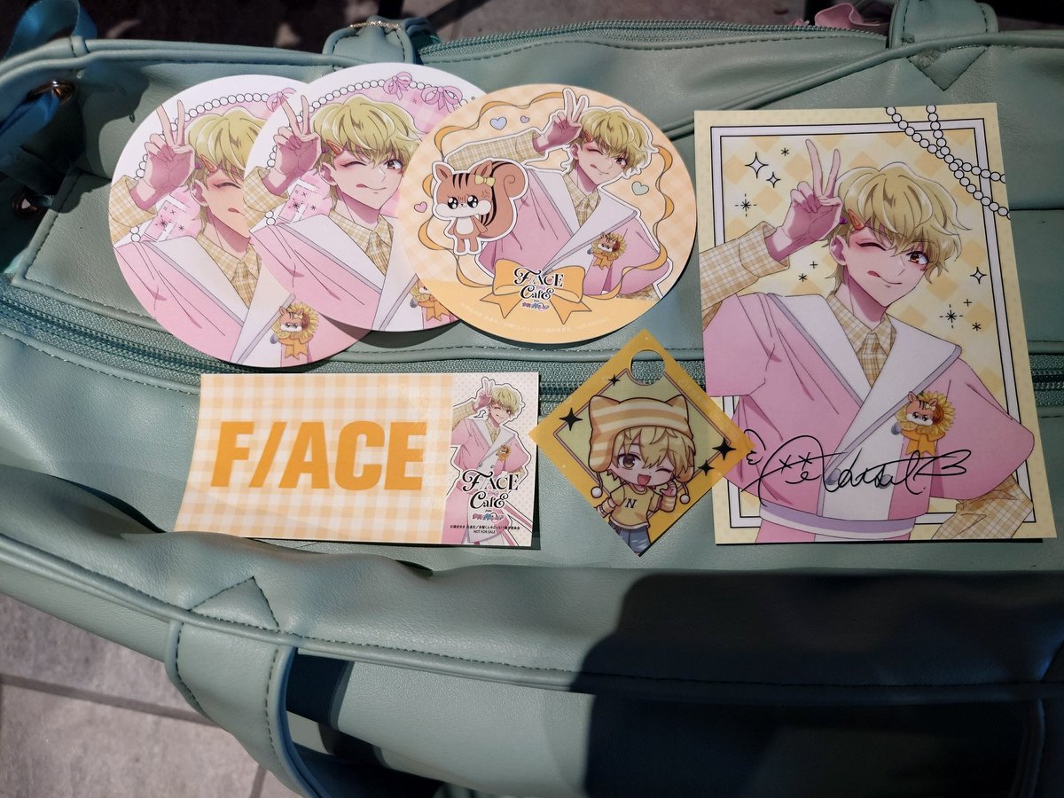 fig_berry's tweet photo. 【交換】
多聞くん今どっち!? 
F/ACE CAFE

譲) ナツキ、倫太郎　コースター　入場特典　ブロマイド(箔あり)

求) 多聞　桜利　同異種

現在カフェ前におります
難しいと思いますが、条件の合う方がおりましたらよろしくお願いします！ https://t.co/OdYtZxQIKP