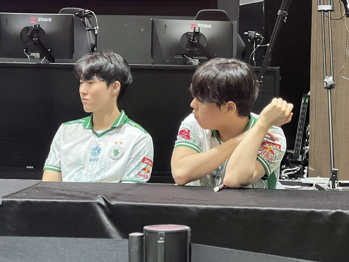 ddaho_ow's tweet photo. 필핀트 듀오 또 와줬으면 https://t.co/BK3JBma8jI